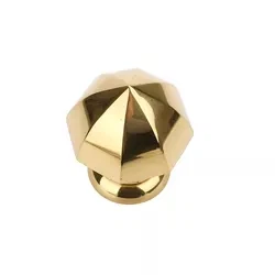 Mosiężny sprzęt do szafek kuchennych